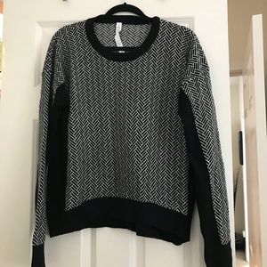 NWOT Lululemon sweater